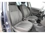 Opel Corsa 1.4-16V / 100pk '111 Edition'. Nette 5-drs. Opel Corsa voor nog jaren rijplezier, afkomstig van de 1e eigenaar ! Airco, cruise control, 5-drs, metallic lak, trekhaak, LM wielen etc.