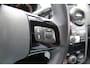Opel Corsa 1.4-16V / 100pk '111 Edition'. Nette 5-drs. Opel Corsa voor nog jaren rijplezier, afkomstig van de 1e eigenaar ! Airco, cruise control, 5-drs, metallic lak, trekhaak, LM wielen etc.