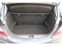 Opel Corsa 1.4-16V / 100pk '111 Edition'. Nette 5-drs. Opel Corsa voor nog jaren rijplezier, afkomstig van de 1e eigenaar ! Airco, cruise control, 5-drs, metallic lak, trekhaak, LM wielen etc.