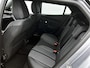 Peugeot e-2008 SUV EV Allure Avantage 54 kWh 156pk | 406km WLTP Actieradius | Navigatie | Rondomzichtcamera | Climate Control | Adaptieve Cruise Control | Parkeersensoren v+a | Dodehoeksensor | Draadloze Apple Carplay / Android Auto | Digitaal instrumentenpaneel | Armsteun | Elektrisch inklapbare spiegels | DAB+ radio | Led koplampen | Donker getint glas | 17" lichtmetalen velgen |