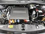 Peugeot e-2008 SUV EV Allure Avantage 54 kWh 156pk | 406km WLTP Actieradius | Navigatie | Rondomzichtcamera | Climate Control | Adaptieve Cruise Control | Parkeersensoren v+a | Dodehoeksensor | Draadloze Apple Carplay / Android Auto | Digitaal instrumentenpaneel | Armsteun | Elektrisch inklapbare spiegels | DAB+ radio | Led koplampen | Donker getint glas | 17" lichtmetalen velgen |