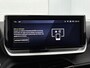 Peugeot e-2008 SUV EV Allure Avantage 54 kWh 156pk | Accu 97% | 406km WLTP Actieradius | Navigatie | Rondomzichtcamera | Climate Control | Adaptieve Cruise Control | Parkeersensoren v+a | Dodehoeksensor | Keyless | Draadloze Apple Carplay / Android Auto + telefoonlader | Digitaal instrumentenpaneel | Armsteun | Elektrisch inklapbare spiegels | DAB+ radio | Led koplampen | Donker getint glas | 17" lichtmetalen velgen |