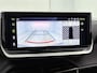 Peugeot e-2008 SUV EV Allure Avantage 54 kWh 156pk | 406km WLTP Actieradius | Navigatie | Rondomzichtcamera | Climate Control | Adaptieve Cruise Control | Parkeersensoren v+a | Dodehoeksensor | Draadloze Apple Carplay / Android Auto | Digitaal instrumentenpaneel | Armsteun | Elektrisch inklapbare spiegels | DAB+ radio | Led koplampen | Donker getint glas | 17" lichtmetalen velgen |