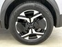 Peugeot e-2008 SUV EV Allure Avantage 54 kWh 156pk | Accu 97% | 406km WLTP Actieradius | Navigatie | Rondomzichtcamera | Climate Control | Adaptieve Cruise Control | Parkeersensoren v+a | Dodehoeksensor | Keyless | Draadloze Apple Carplay / Android Auto + telefoonlader | Digitaal instrumentenpaneel | Armsteun | Elektrisch inklapbare spiegels | DAB+ radio | Led koplampen | Donker getint glas | 17" lichtmetalen velgen |