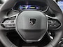Peugeot e-2008 SUV EV Allure Avantage 54 kWh 156pk | 406km WLTP Actieradius | Navigatie | Rondomzichtcamera | Climate Control | Adaptieve Cruise Control | Parkeersensoren v+a | Dodehoeksensor | Draadloze Apple Carplay / Android Auto | Digitaal instrumentenpaneel | Armsteun | Elektrisch inklapbare spiegels | DAB+ radio | Led koplampen | Donker getint glas | 17" lichtmetalen velgen |