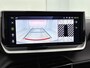 Peugeot e-2008 SUV EV Allure Avantage 54 kWh 156pk | Accu 97% | 406km WLTP Actieradius | Navigatie | Rondomzichtcamera | Climate Control | Adaptieve Cruise Control | Parkeersensoren v+a | Dodehoeksensor | Keyless | Draadloze Apple Carplay / Android Auto + telefoonlader | Digitaal instrumentenpaneel | Armsteun | Elektrisch inklapbare spiegels | DAB+ radio | Led koplampen | Donker getint glas | 17" lichtmetalen velgen |