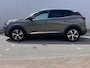 Peugeot 3008 1.6 e-THP 160PK GT Line Automaat | Trekhaak (afneembaar) | Panorama Schuif/kanteldak | Navigatie | Apple Carplay / Android Auto | | Cruise control | DAB ontvanger | Dakrails