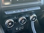 Renault Captur 1.3 TCe 140 Intens / Dealer Onderhouden / Achteruitrijcamera / Sensoren Voor en Achter / Apple Carplay / Android Auto / Navigatie /