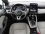 Renault Clio 1.6 E-Tech Hybrid 140 Initiale Paris | Leder | Stoelverwarming | Carplay | Keyless | Park Assist | Full LED | Navigatie | Climate control | Stuurverwarming | DAB | Bluetooth