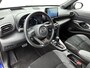 Toyota Yaris Cross 1.5 Hybrid GR Sport | Head-up display | Stoel+stuurverwarming | Dodehoek detectie | Elektrische achterklep | Parkeersensoren voor+achter | Draadloze telefoonlader | Apple CarPlay/Android Auto |