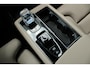 Volvo XC90 2.0 T8 Plug-in hybrid AWD Ultra Bright | Demo Deal | Lichtmetalen Velgen 21" | Nordico Microtech Cardamom | Harman/Krdon Geluidsinstalatie| Elektrisch Glazen Panorama-Dak | Elektrisch Verstelb. Bestuurdersstoel Met Geheugen | Stoelen Voor/Achter + Stuurwiel Verwaremd | Head-Up Display | Google Navigatiesysteem | 360 Graden Camera |