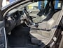 Volvo V60 1.5 T3 R-Design / Automaat / NL-Auto / Distributie-Nieuw / Stoelverwarming / Cruise-Control / Standkachel / Climate-Control / Trekhaak / Radio-Bluetooth / Navi / PDC-Achter / 18'' LMV / ENZ.