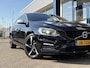 Volvo V60 1.5 T3 R-Design / Automaat / NL-Auto / Distributie-Nieuw / Stoelverwarming / Cruise-Control / Standkachel / Climate-Control / Trekhaak / Radio-Bluetooth / Navi / PDC-Achter / 18'' LMV / ENZ.