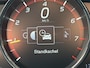 Volvo V60 1.5 T3 R-Design / Automaat / NL-Auto / Distributie-Nieuw / Stoelverwarming / Cruise-Control / Standkachel / Climate-Control / Trekhaak / Radio-Bluetooth / Navi / PDC-Achter / 18'' LMV / ENZ.