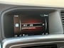Volvo V60 1.5 T3 R-Design / Automaat / NL-Auto / Distributie-Nieuw / Stoelverwarming / Cruise-Control / Standkachel / Climate-Control / Trekhaak / Radio-Bluetooth / Navi / PDC-Achter / 18'' LMV / ENZ.