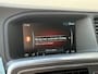 Volvo V60 1.5 T3 R-Design / Automaat / NL-Auto / Distributie-Nieuw / Stoelverwarming / Cruise-Control / Standkachel / Climate-Control / Trekhaak / Radio-Bluetooth / Navi / PDC-Achter / 18'' LMV / ENZ.