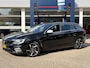 Volvo V60 1.5 T3 R-Design / Automaat / NL-Auto / Distributie-Nieuw / Stoelverwarming / Cruise-Control / Standkachel / Climate-Control / Trekhaak / Radio-Bluetooth / Navi / PDC-Achter / 18'' LMV / ENZ.