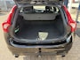 Volvo V60 1.5 T3 R-Design / Automaat / NL-Auto / Distributie-Nieuw / Stoelverwarming / Cruise-Control / Standkachel / Climate-Control / Trekhaak / Radio-Bluetooth / Navi / PDC-Achter / 18'' LMV / ENZ.