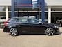 Volvo V60 1.5 T3 R-Design / Automaat / NL-Auto / Distributie-Nieuw / Stoelverwarming / Cruise-Control / Standkachel / Climate-Control / Trekhaak / Radio-Bluetooth / Navi / PDC-Achter / 18'' LMV / ENZ.