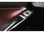 Volkswagen ID.5 Pro performance 77 kwh [ Trekhaak Navi Cruise Apple / android Stoelverwarming ]