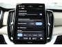 Volvo XC90 T8 Plug-in hybrid AWD Ultra Dark | Panoramadak | Luchtvering | Premium audio by  Bowers & Wilkins | Verwarmbare en ventileerbare voorstoelen | Verwarmbaar stuurwiel | Verwarmbare achterbank | Rondom zichtcamera | 21 inch Lichtmetalen velgen