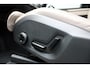 Volvo XC90 T8 Plug-in hybrid AWD Ultra Dark | Panoramadak | Luchtvering | Premium audio by  Bowers & Wilkins | Verwarmbare en ventileerbare voorstoelen | Verwarmbaar stuurwiel | Verwarmbare achterbank | Rondom zichtcamera | 21 inch Lichtmetalen velgen