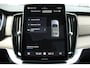 Volvo XC90 T8 Plug-in hybrid AWD Ultra Dark | Panoramadak | Luchtvering | Premium audio by  Bowers & Wilkins | Verwarmbare en ventileerbare voorstoelen | Verwarmbaar stuurwiel | Verwarmbare achterbank | Rondom zichtcamera | 21 inch Lichtmetalen velgen