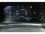 Volvo XC90 T8 Plug-in hybrid AWD Ultra Dark | Panoramadak | Luchtvering | Premium audio by  Bowers & Wilkins | Verwarmbare en ventileerbare voorstoelen | Verwarmbaar stuurwiel | Verwarmbare achterbank | Rondom zichtcamera | 21 inch Lichtmetalen velgen