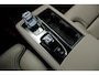 Volvo XC90 T8 Plug-in hybrid AWD Ultra Dark | Panoramadak | Luchtvering | Premium audio by  Bowers & Wilkins | Verwarmbare en ventileerbare voorstoelen | Verwarmbaar stuurwiel | Verwarmbare achterbank | Rondom zichtcamera | 21 inch Lichtmetalen velgen