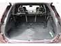 Volvo XC90 T8 Plug-in hybrid AWD Ultra Dark | Panoramadak | Luchtvering | Premium audio by  Bowers & Wilkins | Verwarmbare en ventileerbare voorstoelen | Verwarmbaar stuurwiel | Verwarmbare achterbank | Rondom zichtcamera | 21 inch Lichtmetalen velgen