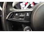 Alfa Romeo Giulia 2.0T Sprint 202 pk Aut.[ Pano Clima/ECC Leder Navi PDC ]