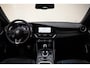 Alfa Romeo Giulia 2.0T Sprint 202 pk Aut.[ Pano Clima/ECC Leder Navi PDC ]