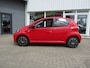 Toyota Aygo 1.0-12V 5 drs Comfort 2de eigenaar van binnen, buiten en technisch goed. Door ons nieuw geleverd en onderhouden.