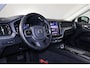 Volvo XC60 T6 Recharge AWD Plus Dark - Panorama/schuifdak - IntelliSafe Assist & Surround - 360º Camera - Verwarmde voorstoelen, stuur & achterbank - Parkeersensoren voor & achter - Elektr. bedienb. voorstoelen met geheugen - Draadloze tel. lader - Inklapbare trekhaak - 19' LMV