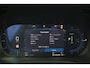 Volvo XC60 T6 Recharge AWD Plus Dark - Panorama/schuifdak - IntelliSafe Assist & Surround - 360º Camera - Verwarmde voorstoelen, stuur & achterbank - Parkeersensoren voor & achter - Elektr. bedienb. voorstoelen met geheugen - Draadloze tel. lader - Inklapbare trekhaak - 19' LMV