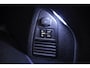 Volkswagen Touareg R 3.0 TSI eHybrid 462pk Tiptronic Trekhaak, Panoramadak, Luchtvering, Lederen bekleding, Head up display, DYN Audio, Adaptive cruise control, Achteruitrijcamera