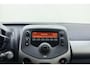 Peugeot 108 1.0 e-VTi Active | Airco | Centraal portiervergrendeling | Bluetooth | Achterbank inklapbaar