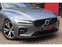 Volvo V60 2.0 B3 R-Design | Origineel NL | Panoramadak | ACC | Harman/Kardon | Camera | Trekhaak |