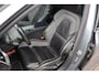 Volvo V60 2.0 B3 R-Design | Origineel NL | Panoramadak | ACC | Harman/Kardon | Camera | Trekhaak |