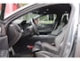 Volvo V60 2.0 B3 R-Design | Origineel NL | Panoramadak | ACC | Harman/Kardon | Camera | Trekhaak |