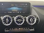 Mercedes-Benz GLA 200 Business Solution AMG | Trekhaak | Panoramadak | Achteruitrijcamera | Stoelverwarming |