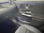 Mercedes-Benz GLA 200 Business Solution AMG | Trekhaak | Panoramadak | Achteruitrijcamera | Stoelverwarming |