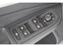 Volkswagen Golf 1.0 eTSI DSG Life Navigatie | Parkeersensoren | Lichtmetalen velgen