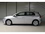 Volkswagen Golf 1.0 eTSI DSG Life Navigatie | Parkeersensoren | Lichtmetalen velgen