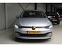 Volkswagen Golf 1.0 eTSI DSG Life Navigatie | Parkeersensoren | Lichtmetalen velgen