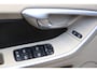 Volvo XC60 3.0 T6 AWD Momentum Panorama,Elek-dak/Xenon/Leer/Parkeersensor v,a