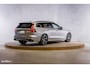 Volvo V60 2.0 T6 Recharge AWD R-Design Long Range | Panorama dak | Zwenkbare trekhaak | Adaptieve cruise | Harman Kardon |
