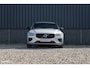 Volvo V60 2.0 T6 Recharge AWD R-Design Long Range | Panorama dak | Zwenkbare trekhaak | Adaptieve cruise | Harman Kardon |