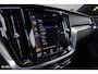 Volvo V60 2.0 T6 Recharge AWD R-Design Long Range | Panorama dak | Zwenkbare trekhaak | Adaptieve cruise | Harman Kardon |
