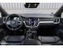 Volvo V60 2.0 T6 Recharge AWD R-Design Long Range | Panorama dak | Zwenkbare trekhaak | Adaptieve cruise | Harman Kardon |